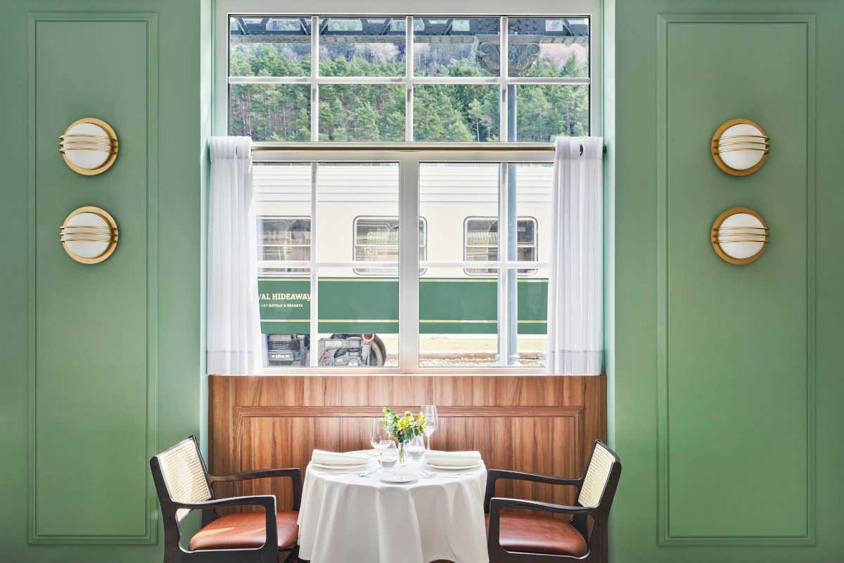 Storia e design nei Pirenei: ecco l'hotel ispirato ai treni di lusso del XX secolo Storia e design nei Pirenei: ecco l'hotel ispirato ai treni di lusso del XX secolo