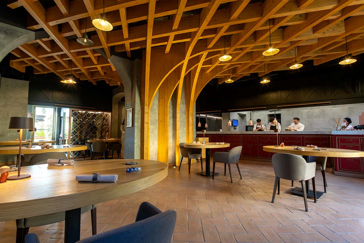 La sala del ristorante PS di Villa Petriolo