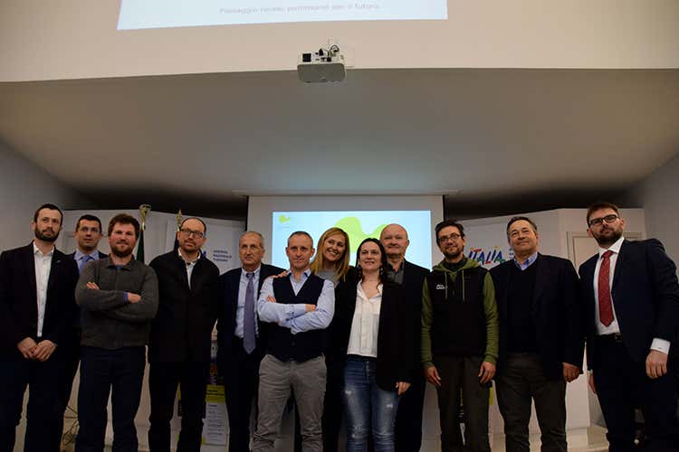 In tanti alla presentazione del dossier - Paesaggi rurali storici, la Lessinia prepara un dossier per farne parte