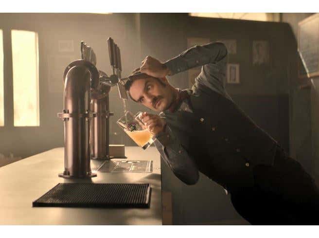 Nel Paese Coi Baffi Arriva Spillo Nuovo Spot Della Campagna Birra Moretti Italia A Tavola