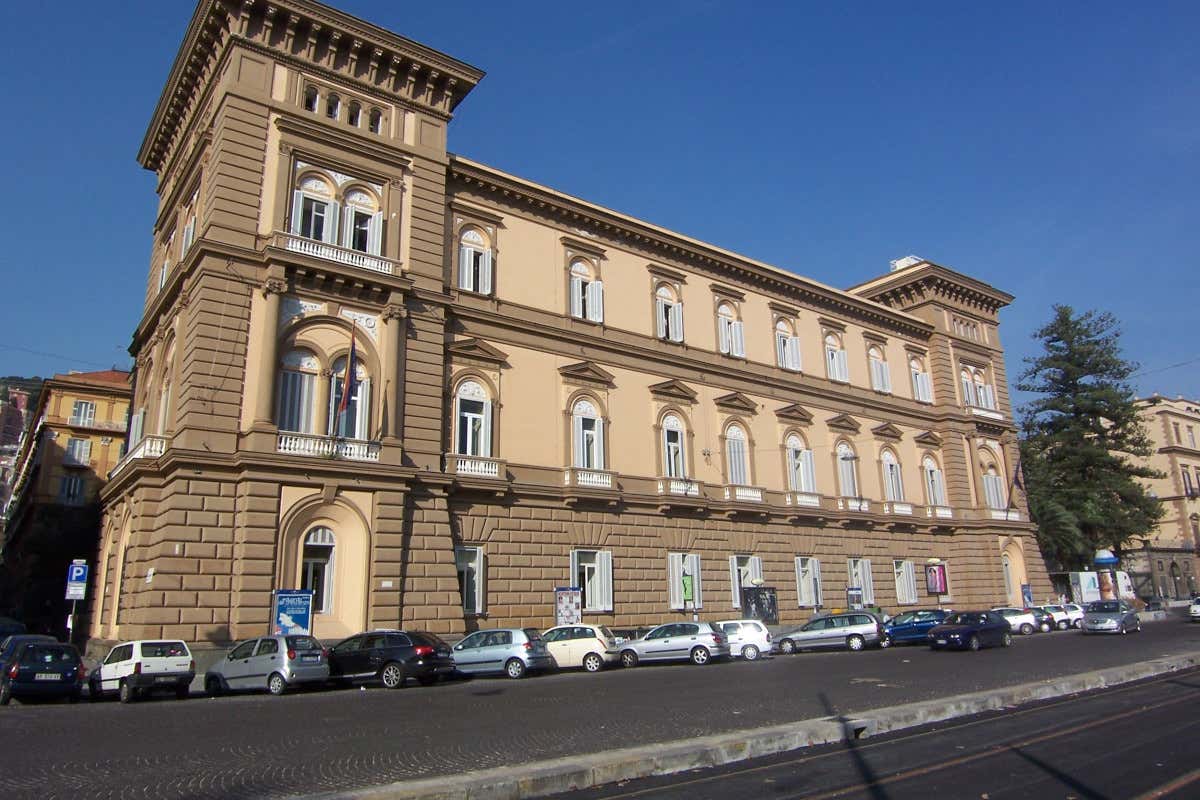 Palazzo Caravita. Foto: Wikipedia Palazzo Caravita di Sirignano sarà un hotel 5 stelle lusso gestito da Rocco Forte