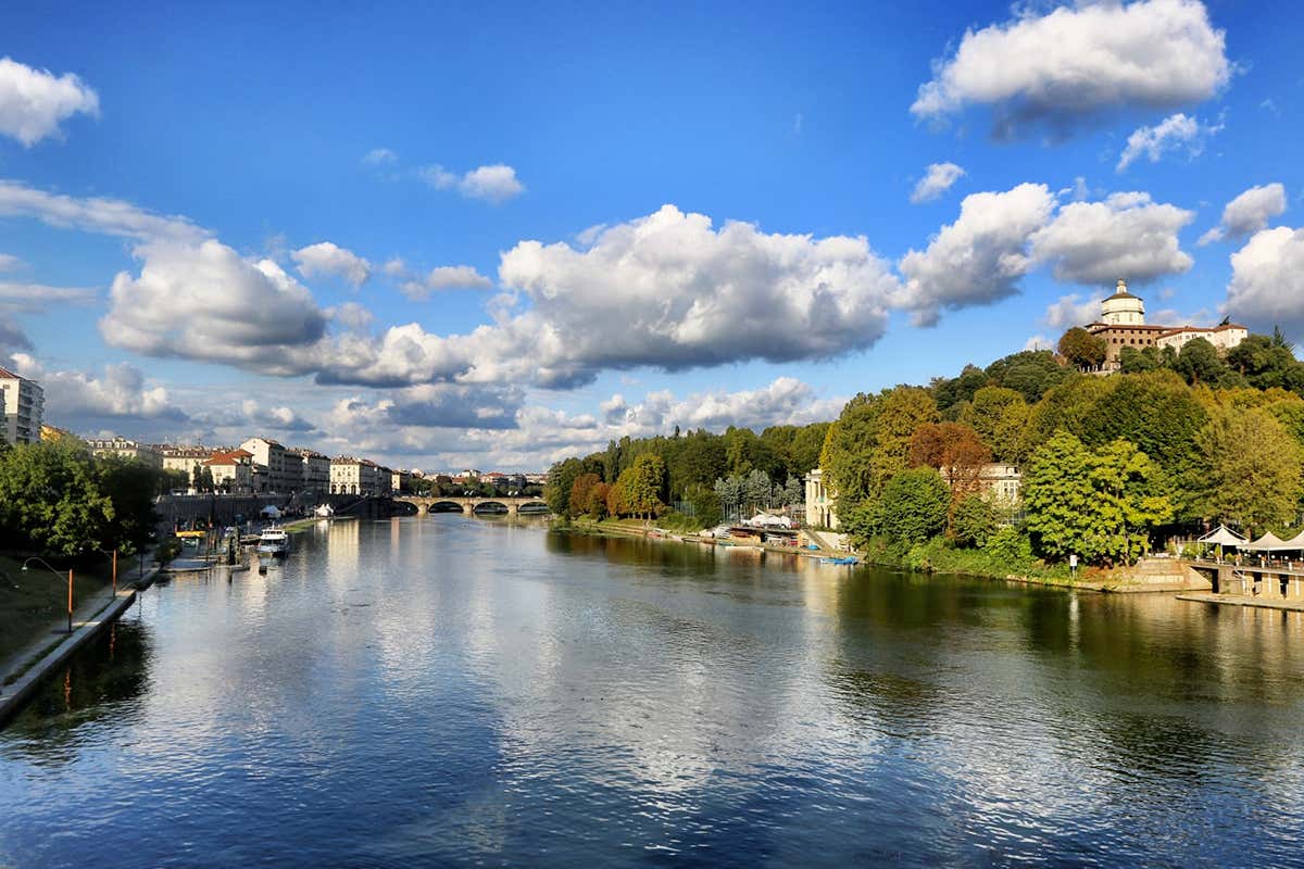 Il fiume Po attraversa Torino