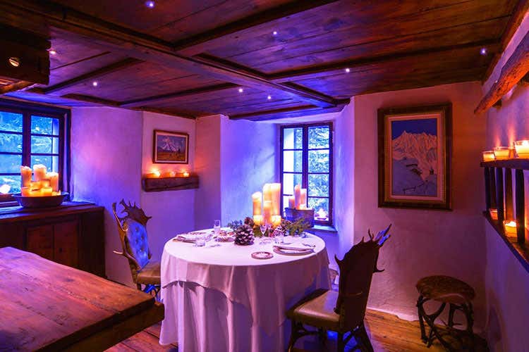 (Paolo Griffa ai piedi del Monte Bianco in cucina al Grand Hotel Royal e Golf)