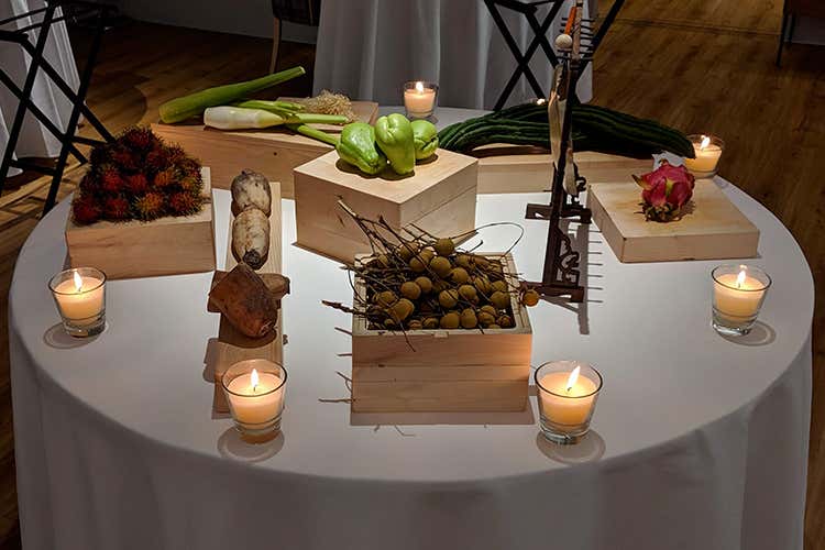 I quattro ingredienti principi della serata (Paolo Griffa gioca con l'Oriente Gong per una sera al Petit Royal)