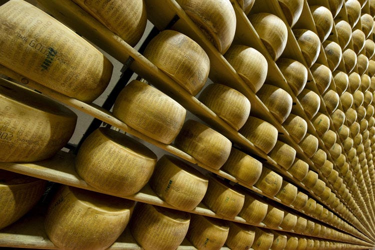 (Parmigiano Reggiano Dop, export al 38% Consumi per 2,2 miliardi di euro)