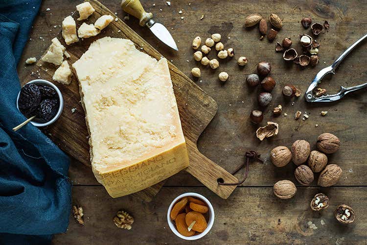 I caseifici non si sono mai fermati - Parmigiano Reggiano oltre il covid Crescono vendite e produzione