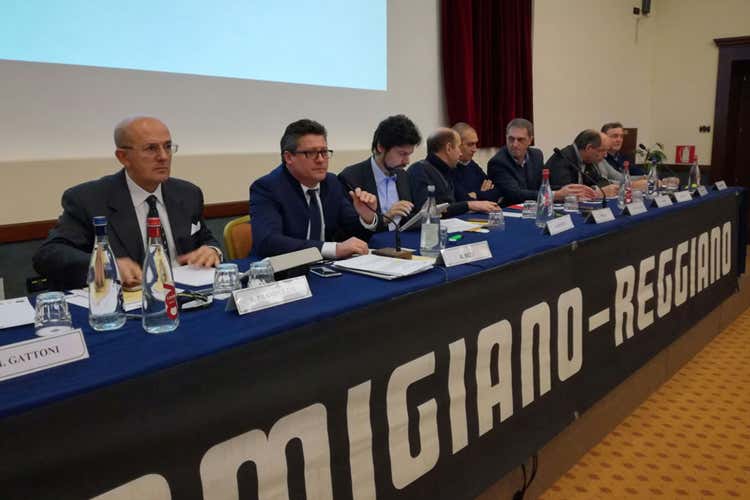 Parmigiano Reggiano sugli scudi 15 milioni di investimento in quattro anni Parmigiano Reggiano sugli scudi 15 milioni di investimento in quattro anni