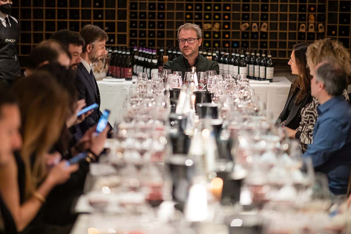 Il tavolo della masterclass Corvina, grande protagonista dei vini Pasqua