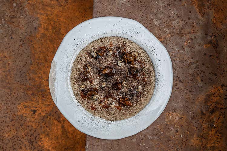 Risotto, chiocciole di Cherasco e lumachine di mare - Laera, allievo di Cannavacciuolo: Le sue pacche sono segni d'affetto