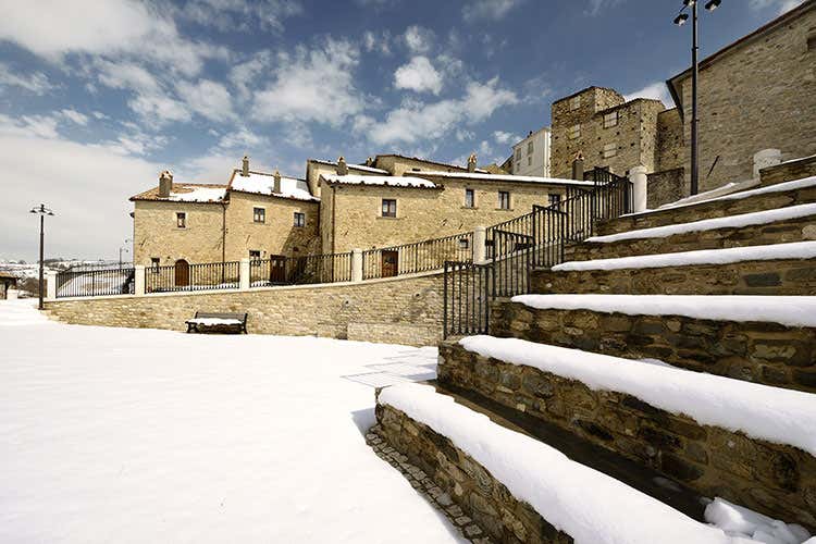 Borgotufi, albergo diffuso di Castel del Giudice - Passeggiate, ciaspole e relax In montagna gennaio sarà... bianco