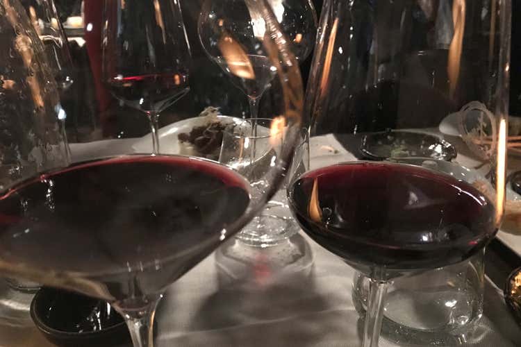 (Passione, famiglia e anfore Il vino secondo i Casadei) (Passione, famiglia e anfore Il vino secondo i Casadei)