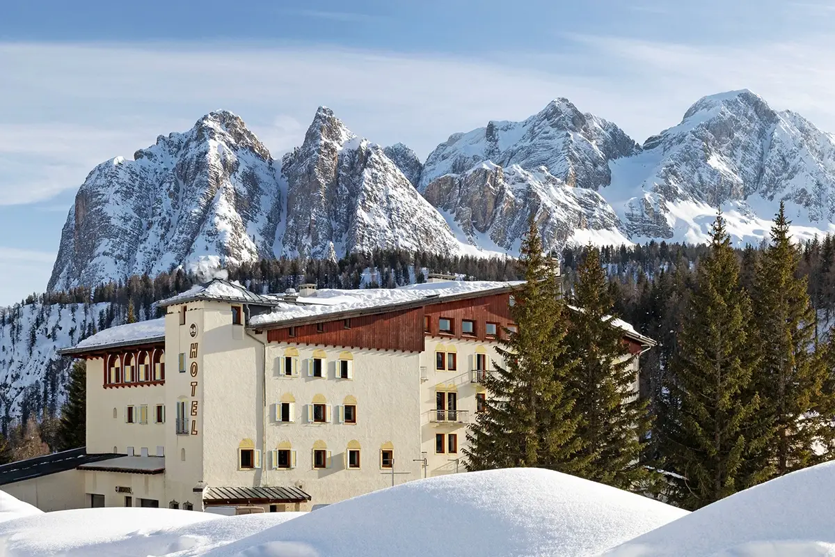 B&amp;B Hotel Passo Tre Croci Cortina&nbsp; Pronti per sciare? Ecco i migliori hotel direttamente sulle piste