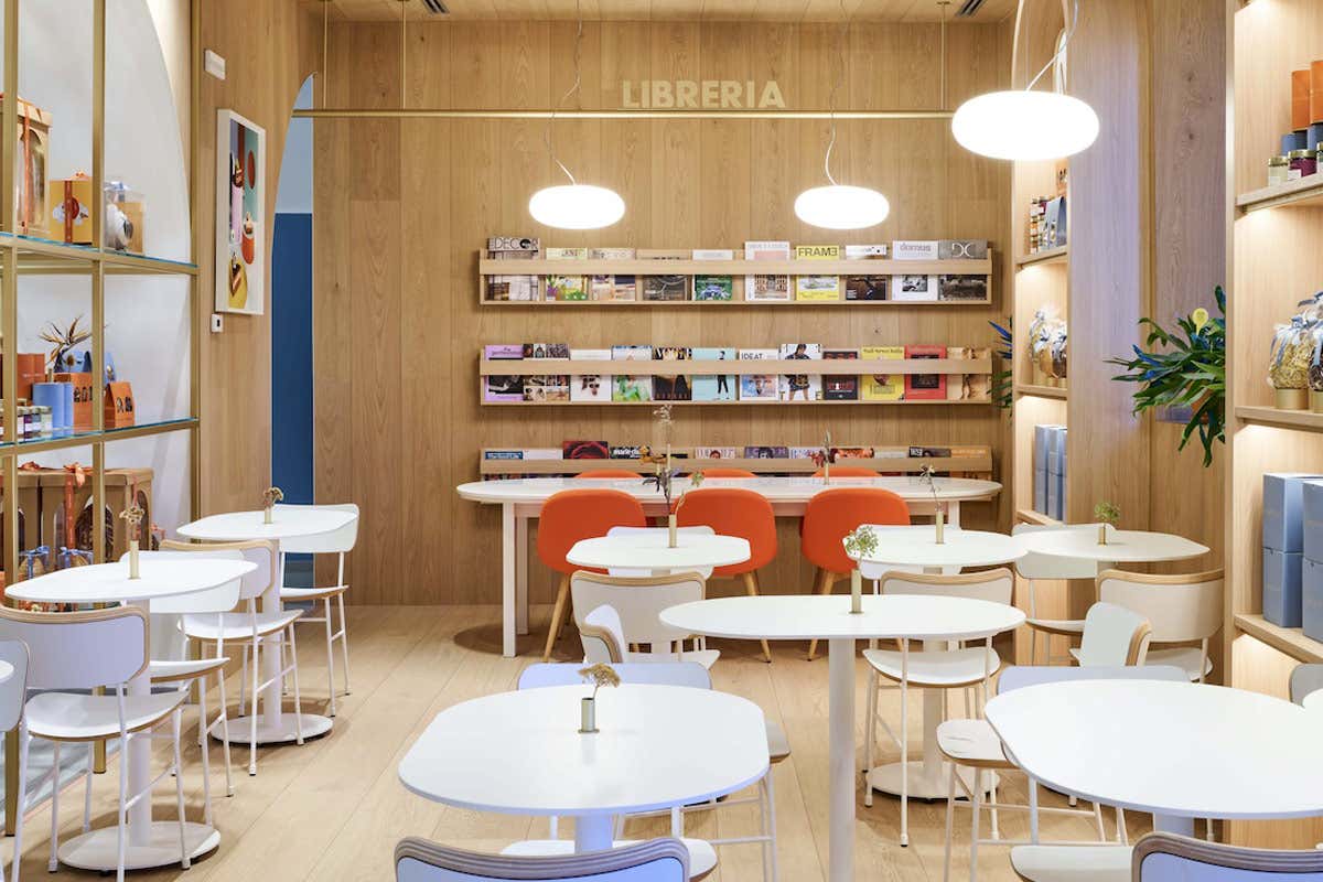 La sala da the della nuova Pasticceria Martesana a Milano A Milano apre i battenti la quinta Pasticceria Martesana