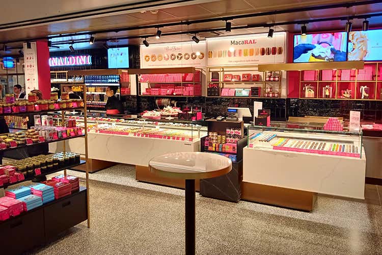 Rinaldini a Milano Linate (Pasticcerie AMPI, nuove aperture tra restyling e brand image)