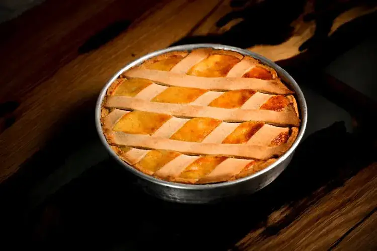 Pastiera tradizionale a base di Ricotta di Bufala Campana Dop&nbsp; 
