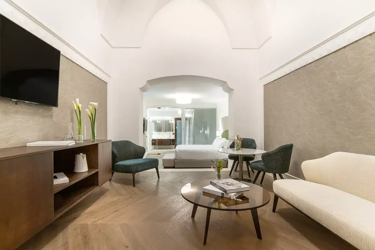 Viaggio nel tempo e nella bellezza al Patria Palace di Lecce