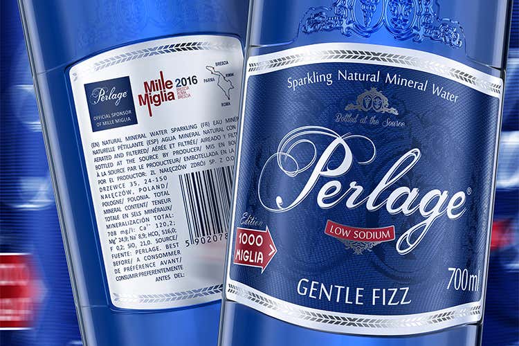 Perlage, l’acqua... da tutto pasto Il gusto incontra l’eleganza Perlage, l’acqua... da tutto pasto Il gusto incontra l’eleganza