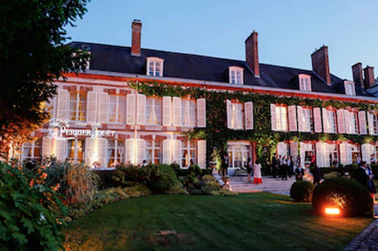 Perrier-Jouët riapre la storica dimora Grande festa per la Maison Belle Epoque Perrier-Jouët riapre la storica dimora Grande festa per la Maison Belle Epoque