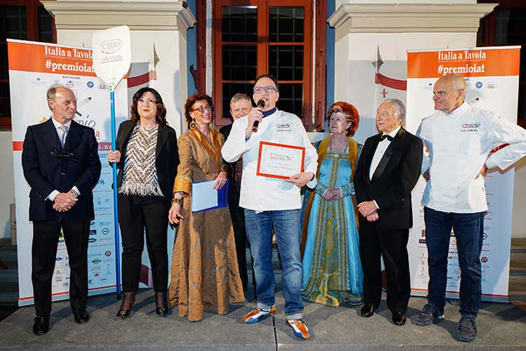 (Personaggi dell'anno, onore ai vincitori Cerimonia di premiazioni in grande stile)