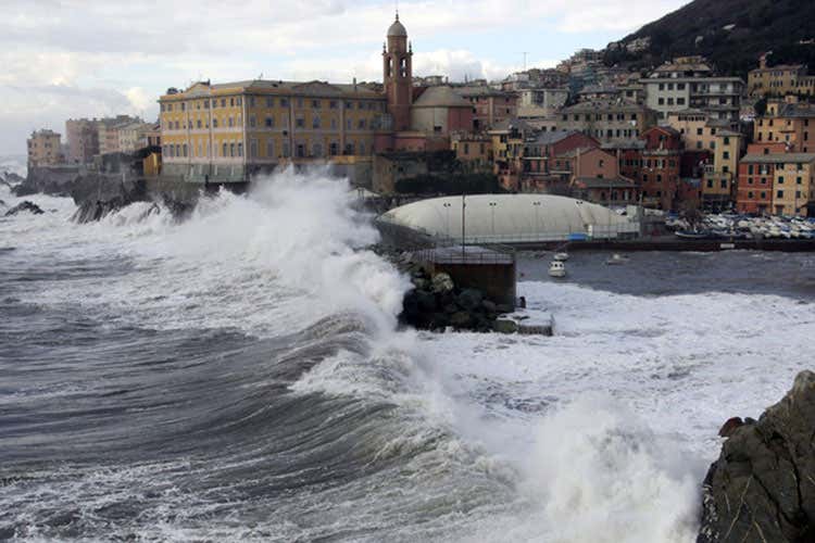 (Pesca in calo a causa del clima In 10 anni, -23% i giorni in mare) (Pesca in calo a causa del clima In 10 anni, -23% i giorni in mare)