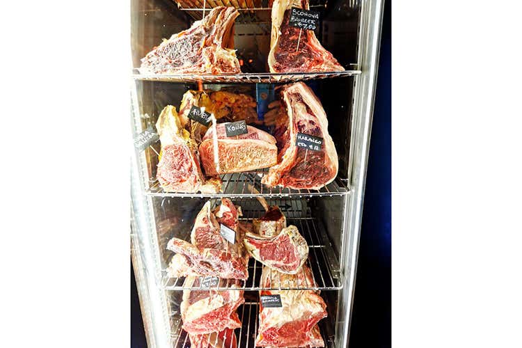 La variet&agrave; di carni (Pesce fresco ma anche steakhouse all'Acquario Sushi Night)