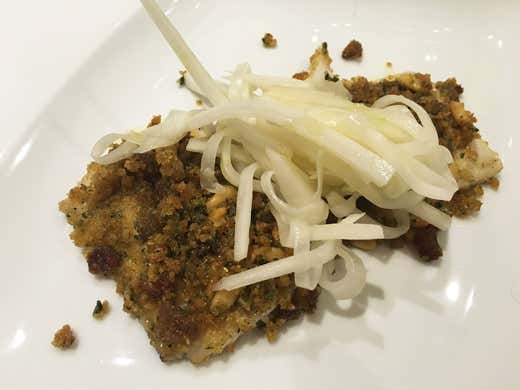 Pesce spatola in beccafico e daikon croccante