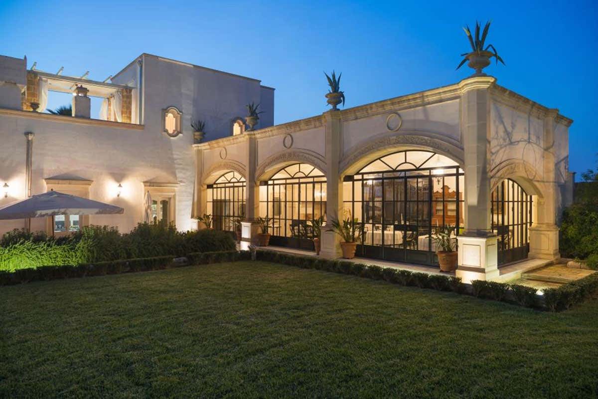 Il ristorante Petrosino di Tenuta Monsé, dove sostare dopo la Ciclovia dell'Acquedotto La Ciclovia dell'acquedotto pugliese Il ristorante Petrosino di Tenuta Monsé, dove sostare dopo la Ciclovia dell'Acquedotto La Ciclovia dell'acquedotto pugliese