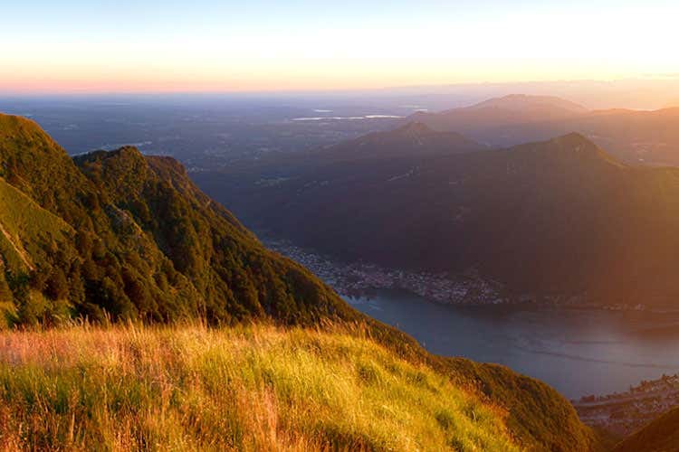 Piatti tipici e tradizioni locali Le feste popolari d'autunno in Ticino Piatti tipici e tradizioni locali Le feste popolari d'autunno in Ticino