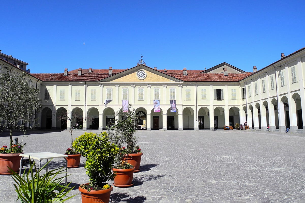 Piazza Ottinetti Museo Garda. Foto Tapparo Da Ivrea al Canavese: un viaggio inaspettato