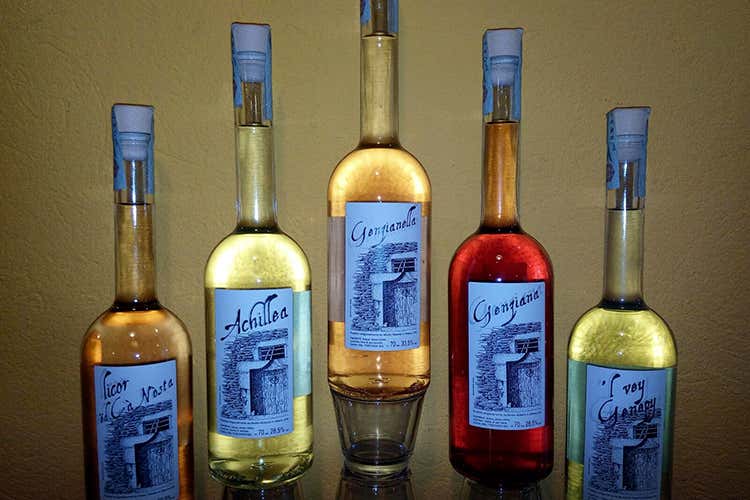 Oltre al food, anche i distillati hanno la loro parte - Polenta concia, selvaggina e pere &Egrave; il Piemonte di Parchi da Gustare