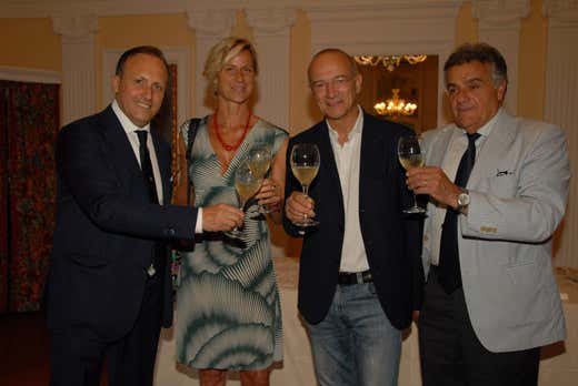 da sinistra: Pierino Sassone, Maria Elena Rossi, Antonelli Algeleri e Giovanni Borriero da sinistra: Pierino Sassone, Maria Elena Rossi, Antonelli Algeleri e Giovanni Borriero