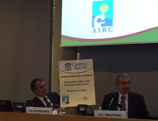 Carlo Pietrasanta e Paolo Giuseppe Graziano (direttore regionale Lombardia di Intesa Sanpaolo) Carlo Pietrasanta e Paolo Giuseppe Graziano (direttore regionale Lombardia di Intesa Sanpaolo)