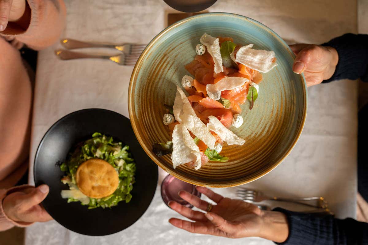 C’è una valle tra rovine ancestrali e silenzi inquieti, in cui la Mela Dop affascinò Sissi