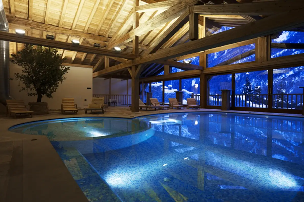 Piscina wellness Lusso e charme in uno chalet montano? Benvenuti al Au Coeur des Neiges