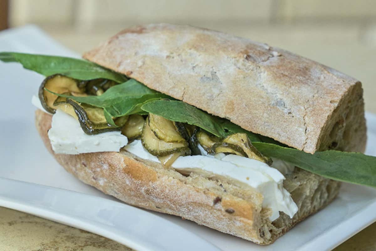 PizzAria La Notizia - Mpustarella Paradiso Piatti e pizze in onore di Dante: ecco le proposte a Napoli