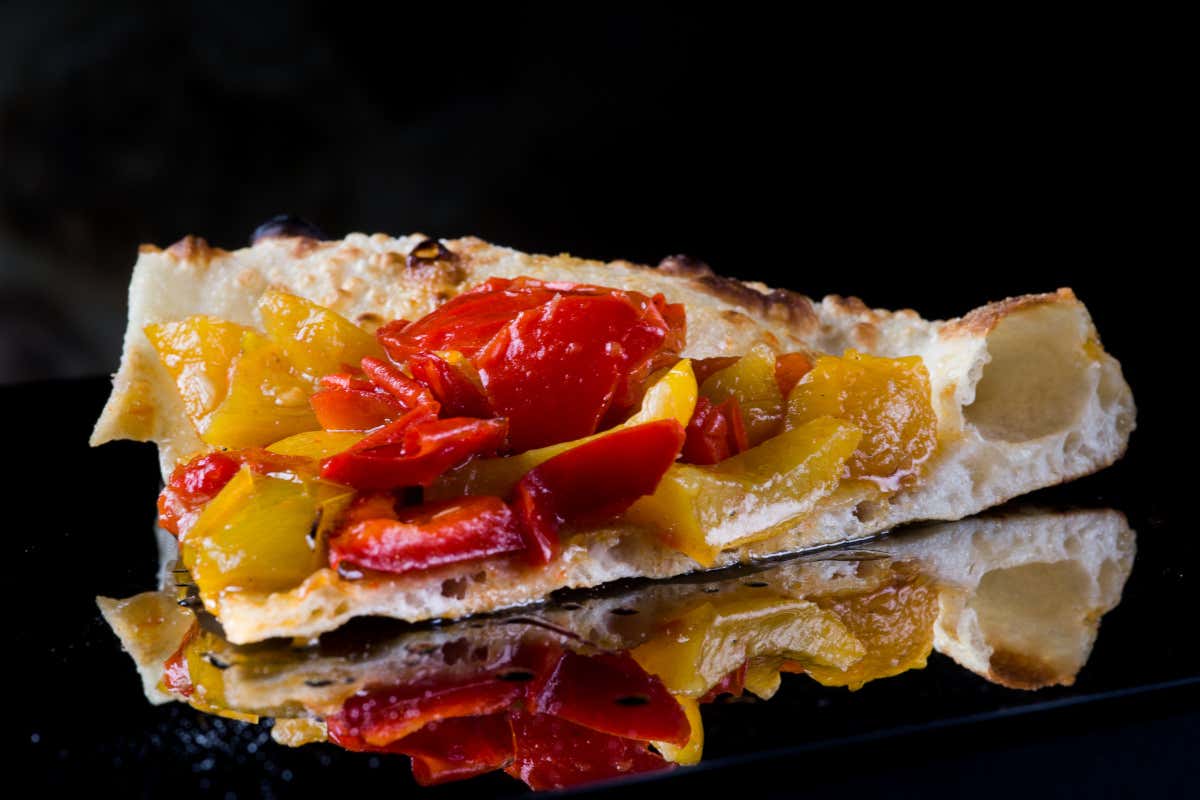 La scarpetta con la peperonata Pizza