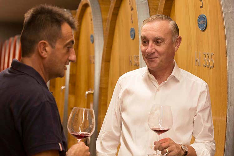 Gianni Maccari e Giuseppe Valter Peretti (Platinum Award di Decanter al Donna Rebecca 2014 di Ridolfi)