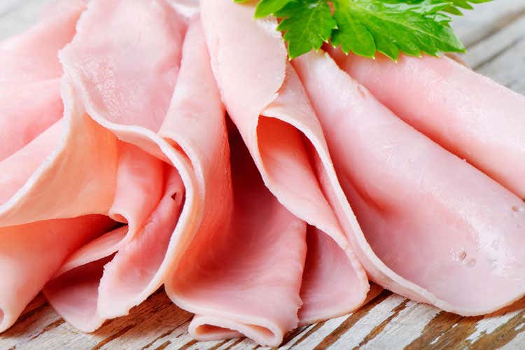 Pochi grassi, meno sale, no additivi I salumi italiani pi&ugrave; sani e gustosi