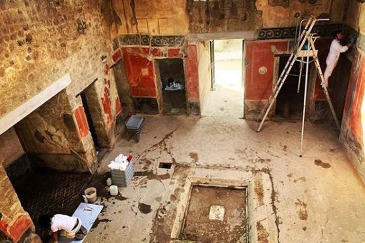 La riapertura dopo 40 anni (Pompei, riapre la Casa degli Amanti Chance per migliorare il turismo?)