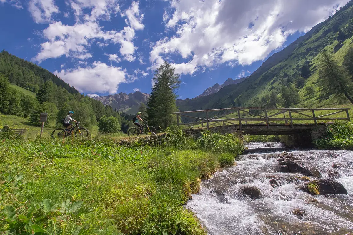 Pontedilegno Tonale. Foto: Mauro Mariottii1 Pedalando senza fretta nei luoghi pi&ugrave; incantevoli della provincia di Brescia