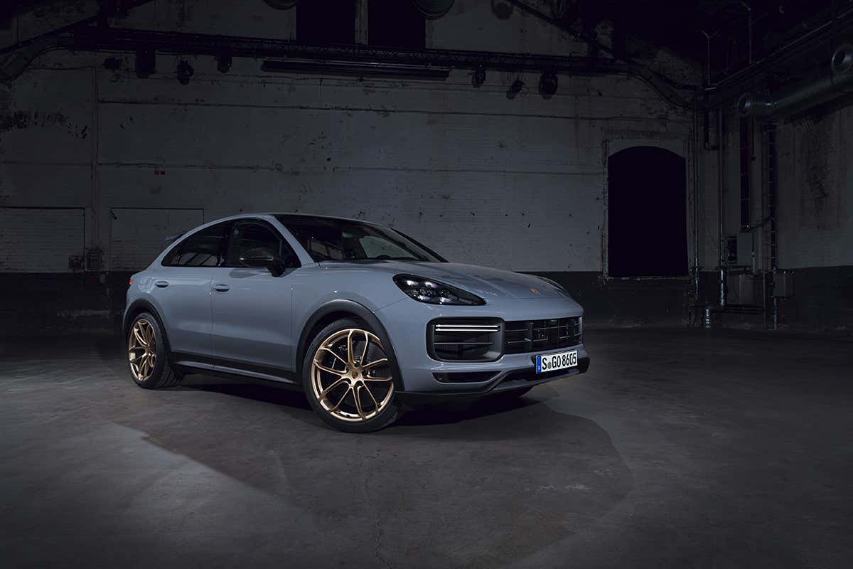 La nuova Porsche Cayenne Turbo GT Avventura sulle quattro ruote con il nuovo Cayenne Turbo GT