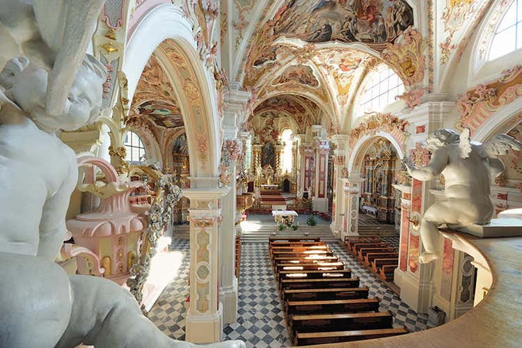 L'Abbazia di Novacella di Varna una delle cantine attive pi&ugrave; antiche del mondo - Praepositus, pi&ugrave; affinamento per vini pi&ugrave; longevi