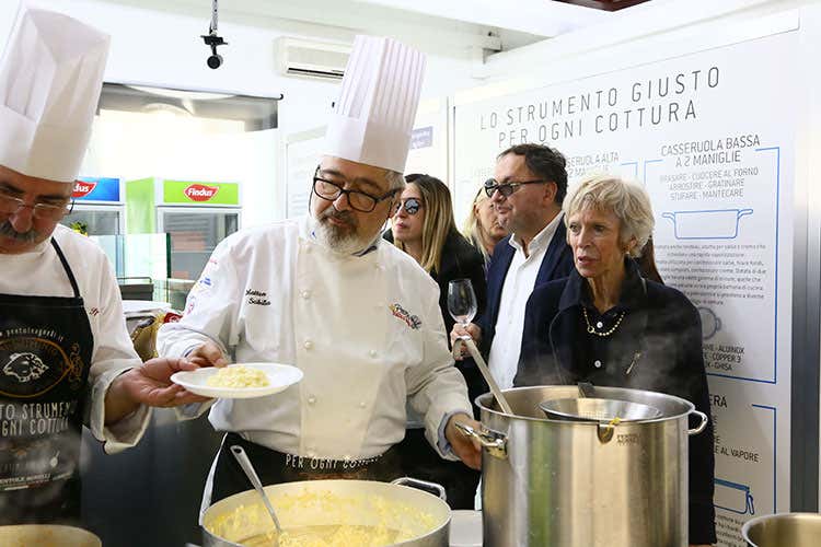 Matteo Scibilia (Il Premio IaT chiude da Pentole Agnelli Light lunch all'insegna delle tipicit&agrave;)