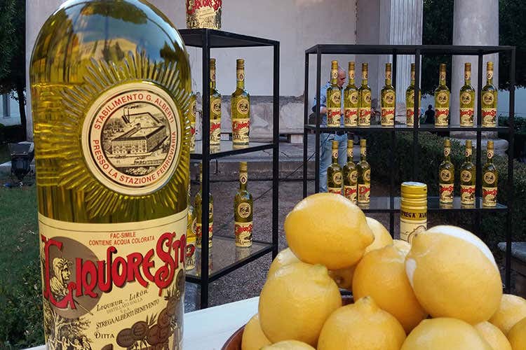 (Premio Strega Mixology 2018 Ugo Acampora vincitore della finale)