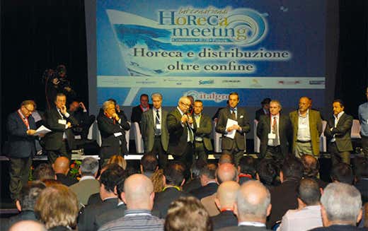 Il Congresso di apertuna nella 1a edizione dell'International Horeca Meeting 2011 Il Congresso di apertuna nella 1a edizione dell'International Horeca Meeting 2011