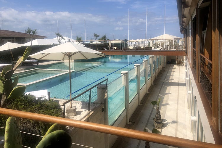 La piscina - Più sicurezza al prezzo di sempre al Grand Hotel Principe di Piemonte