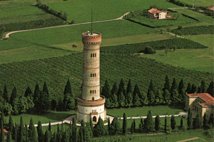 (Profumo di Mosto scopre la Valtenesi Itinerari tra 21 aziende del Consorzio) (Profumo di Mosto scopre la Valtenesi Itinerari tra 21 aziende del Consorzio)