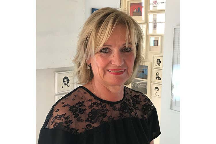 Anna Giugno - Progetto Symp&ograve;sium di Acqua Chiarella Limited edition di un'etichetta d'artista