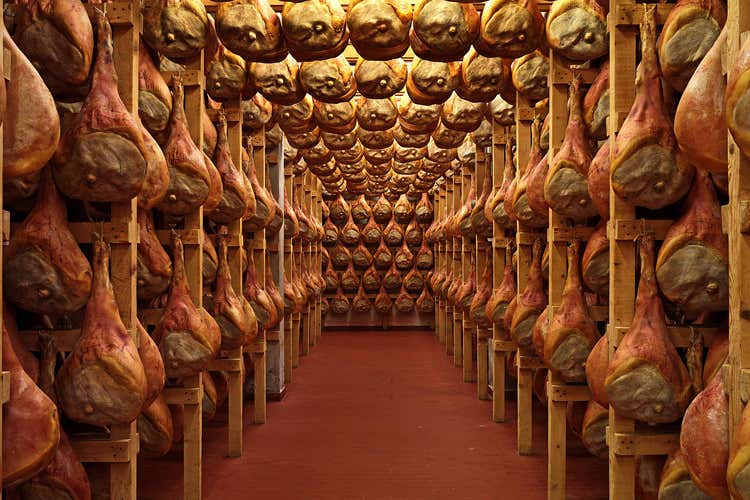 Prosciutto San Daniele e Mipaaf insieme Lotta alle frodi, 30 le imprese indagate Prosciutto San Daniele e Mipaaf insieme Lotta alle frodi, 30 le imprese indagate