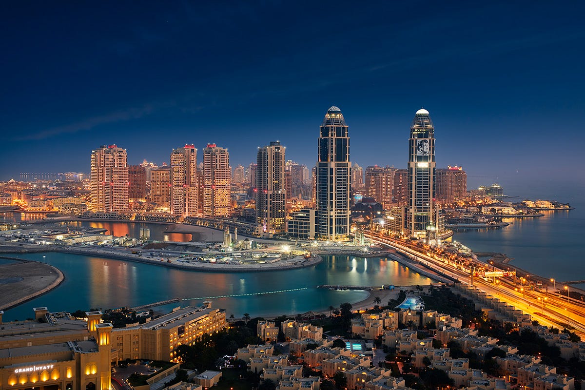 Lo skyline di Doha Sognare a occhi aperti in Qatar